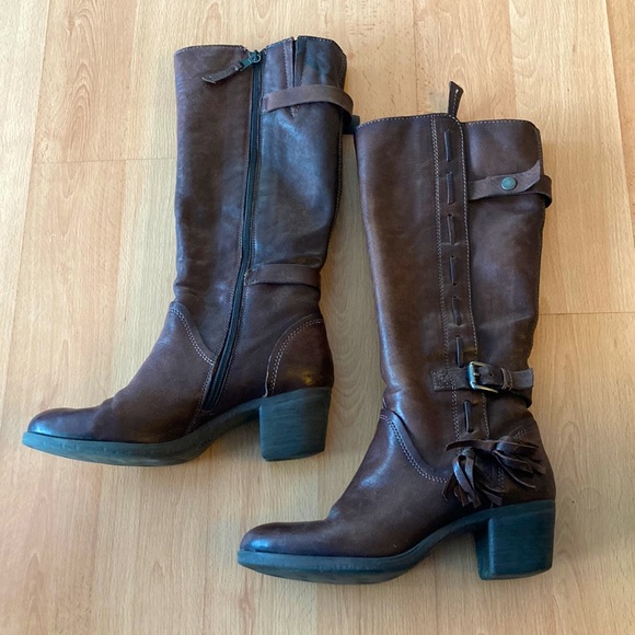 bulle Shoes - Dark brown Bulle tall boot with tassels